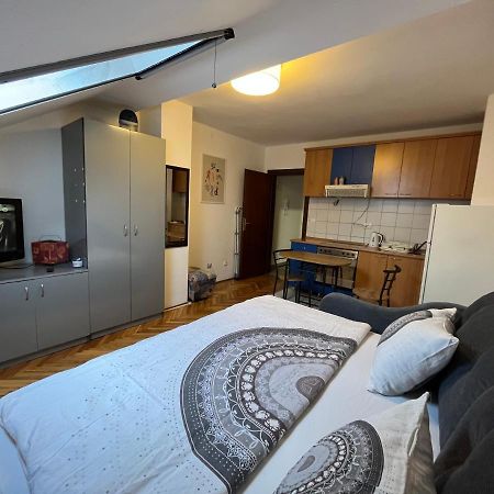 Studio In The Centre Of Novi Sad Exterior foto